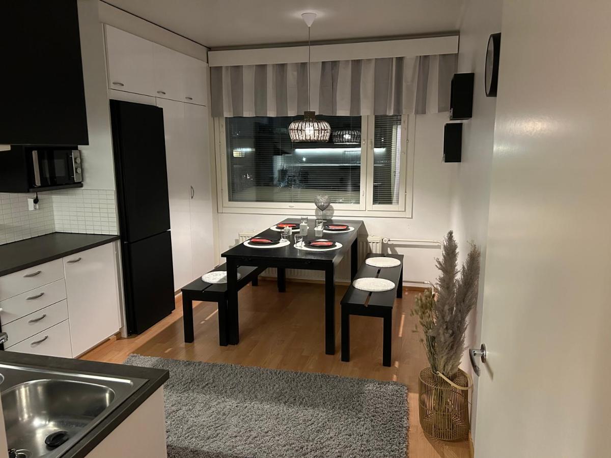 Keskustan Tilava Kaksio Apartment Rovaniemi Bagian luar foto